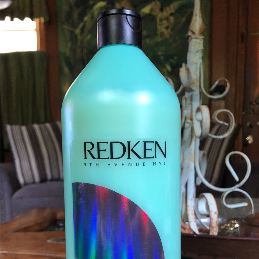 💕REDKEN💕CleanManiacCleanTouch Conditioner. 38oz.